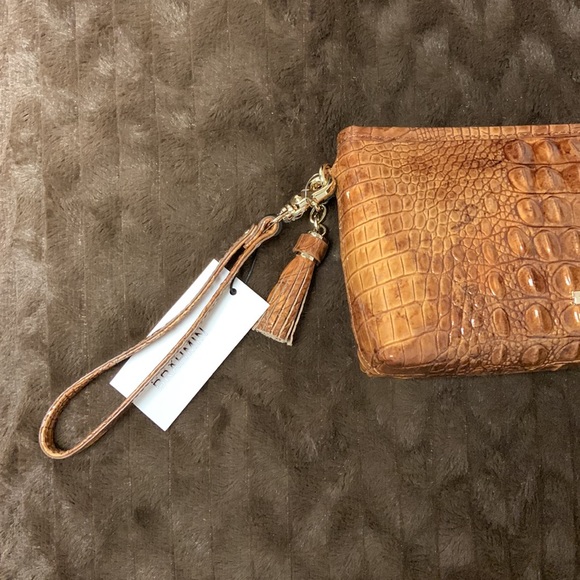 Beautiful Brahmin Tamarind Melbourne Kayla Leather Clutch - Picture 4 of 4